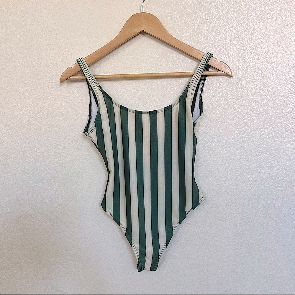 Sleeveless Vertical Stripe One-Piece Swimsuit in Green and Cream